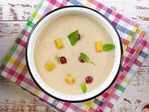 Receta para niños y bebés de papilla de pera, melocotón y cereales
